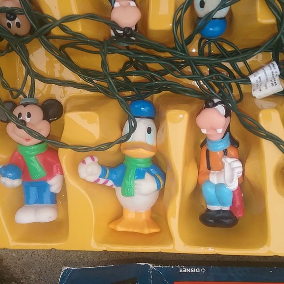 Montgomery Ward Mickey & Friends Tree Trimmer Set - Picture 7 of 13